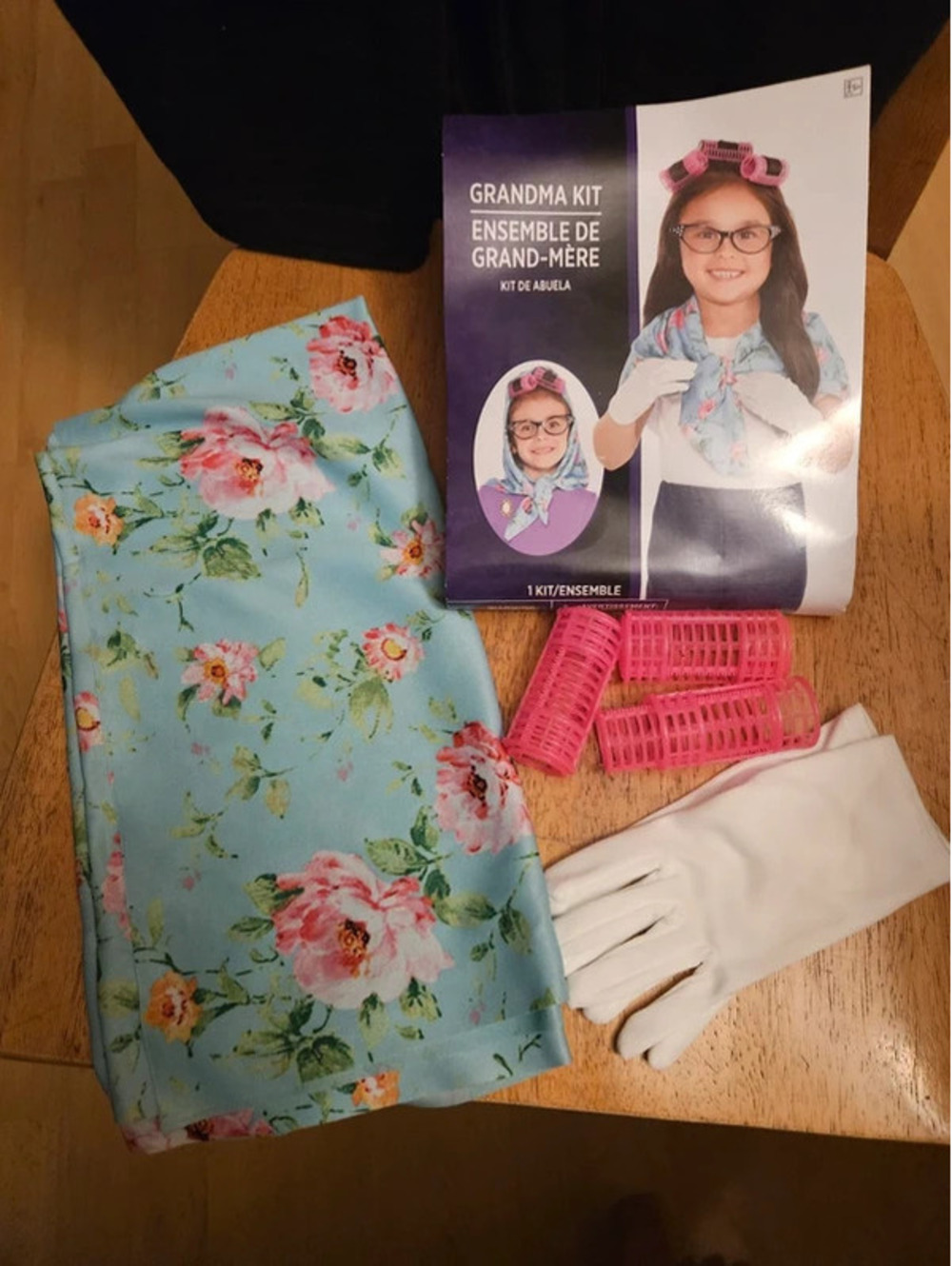 Amscan Grandma Costume Kit Kids 6 Pc Scarf Gloves Hair Rollers 100th Day School